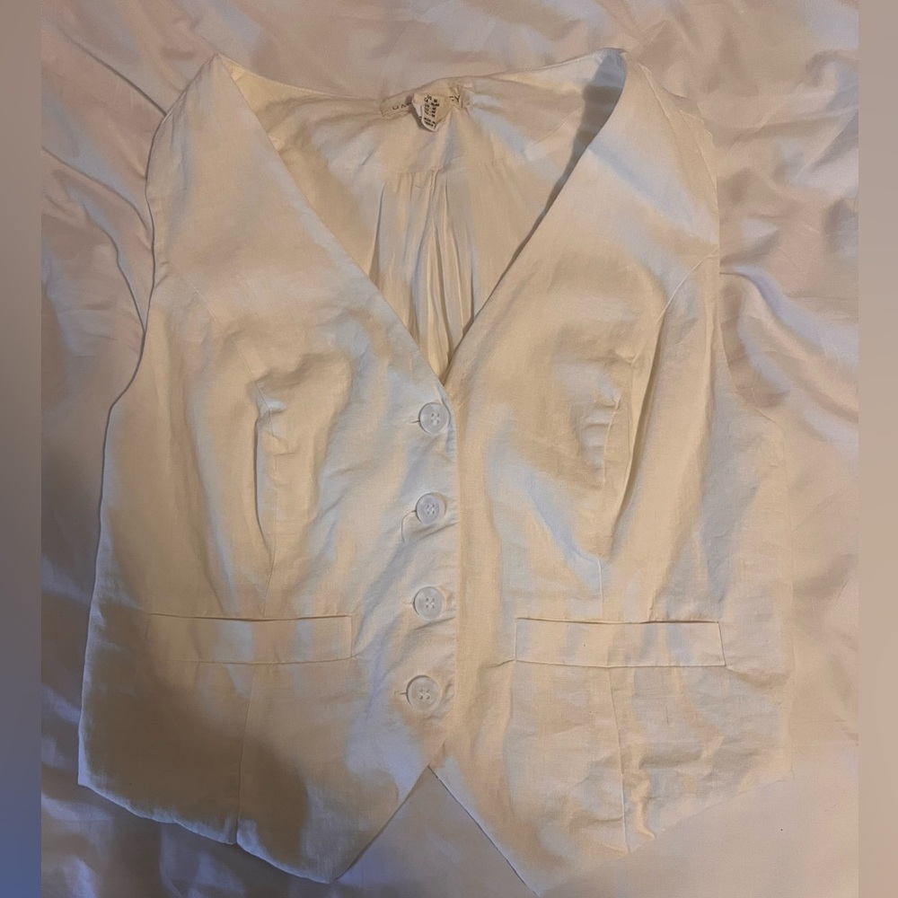 white linen vest